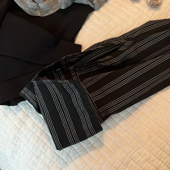 Blouse - Picture 2 of 2